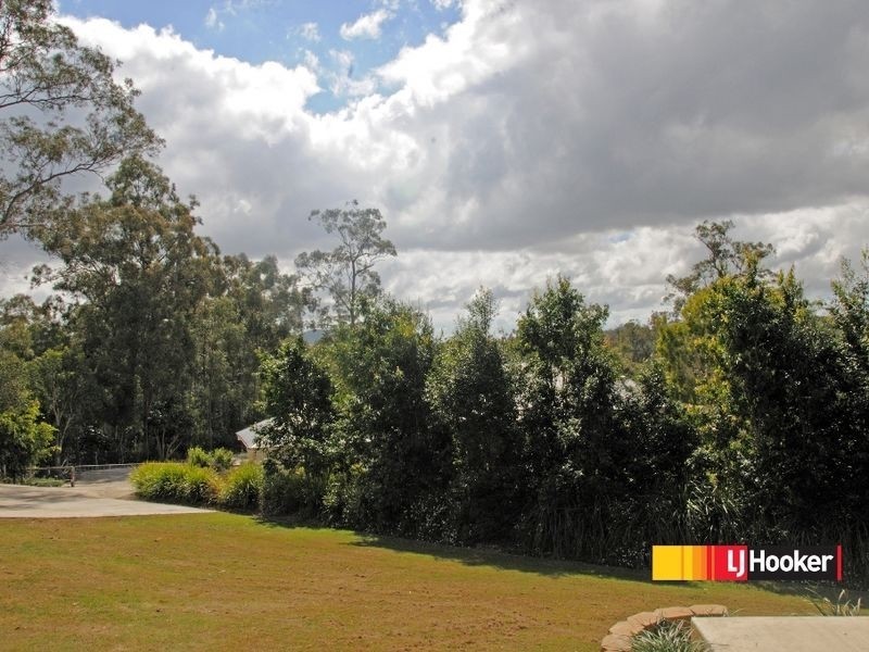 Yatala QLD 4207