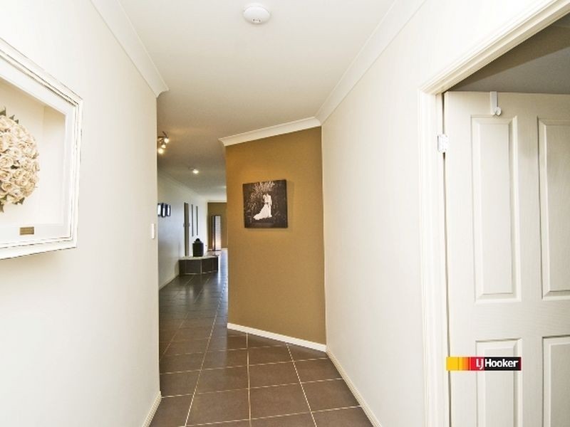 14 Carallia Crt, Ormeau QLD 4208