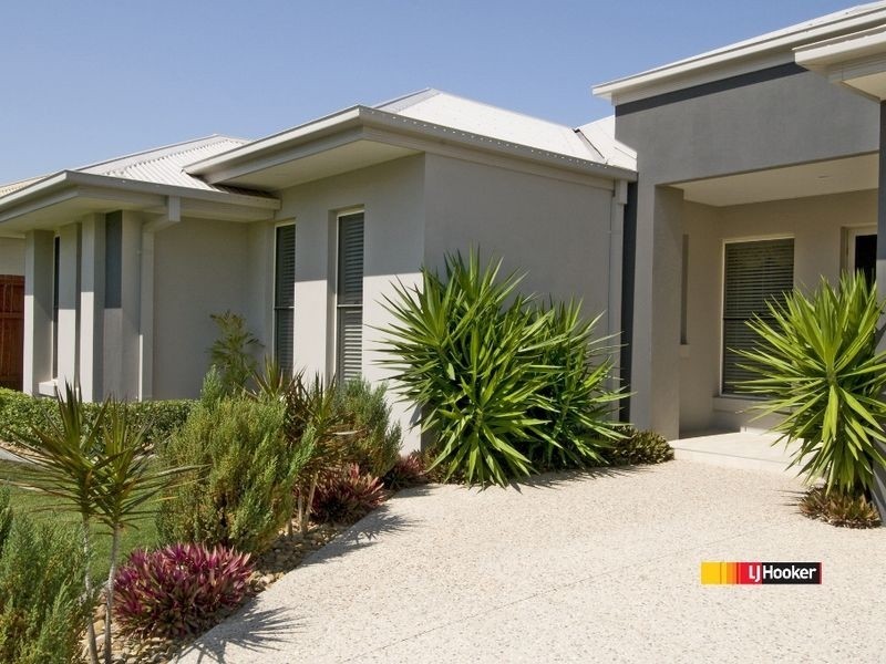 12 Jondaryn St, Ormeau QLD 4208