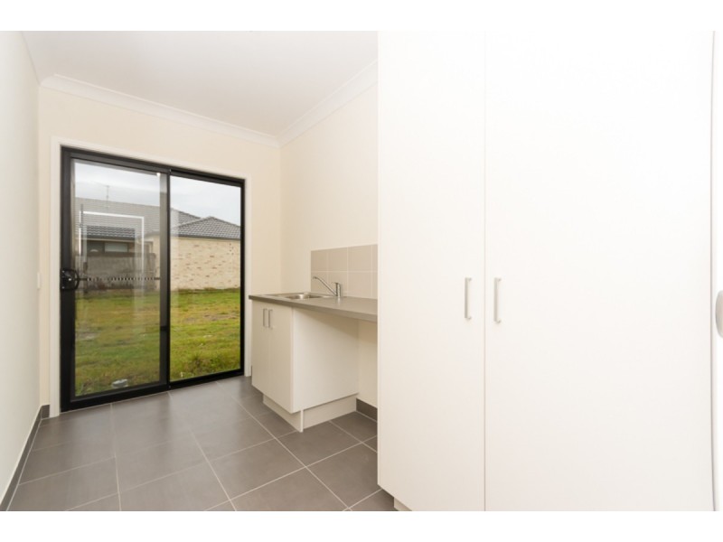 7 Terania Avenue, Ormeau Hills QLD 4208