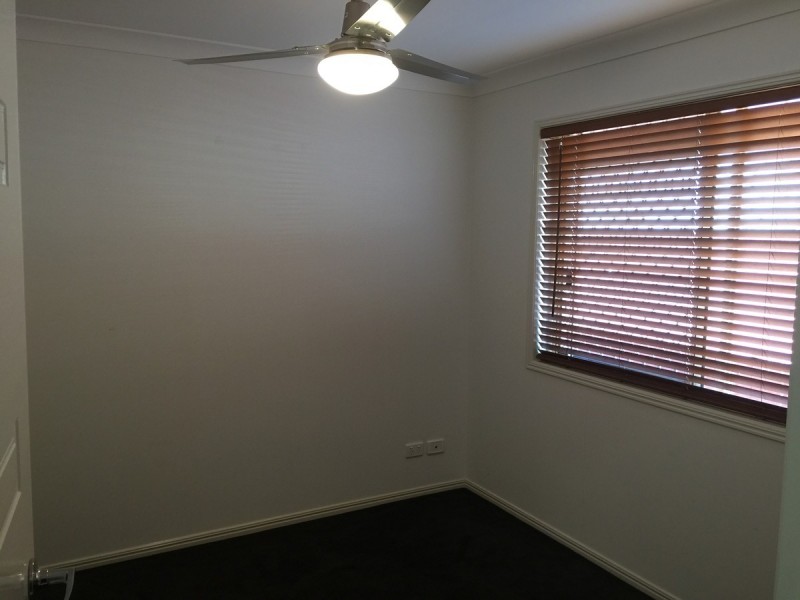 16 Zachary Street, Eagleby QLD 4207