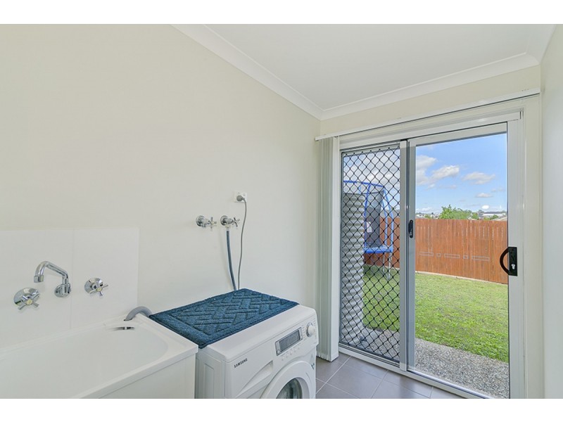 20 Arcadia Boulevard, Pimpama QLD 4209