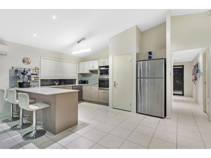 12 Summerlea Crescent, Ormeau QLD 4208