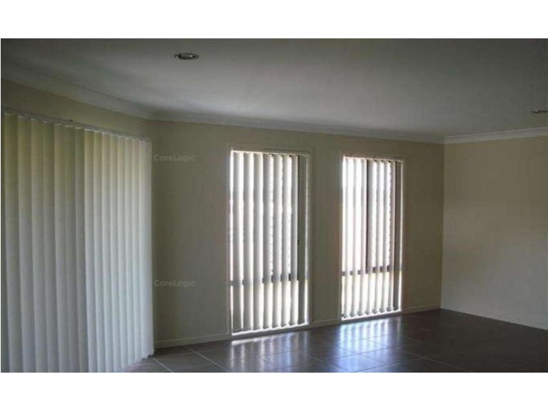 5 Skyline Circuit, Bahrs Scrub QLD 4207