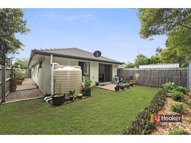 2/4 Bidmead Circuit, Pimpama QLD 4209
