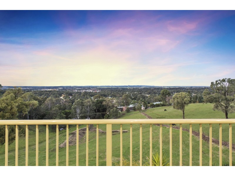 26-28 Vennor Drive, Ormeau QLD 4208