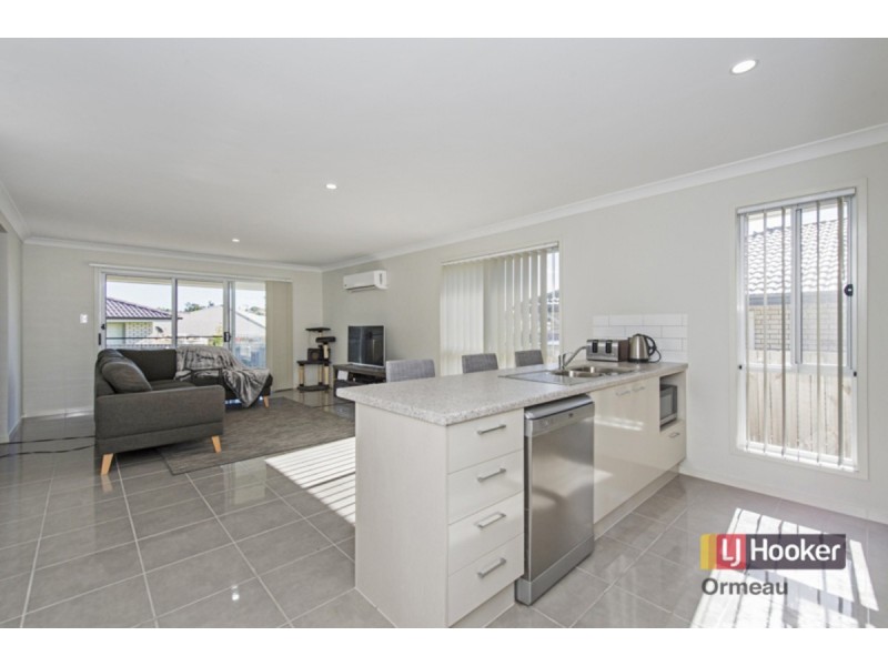 13 Milly Circuit, Ormeau QLD 4208