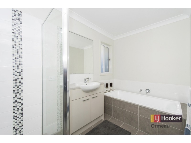 13 Milly Circuit, Ormeau QLD 4208