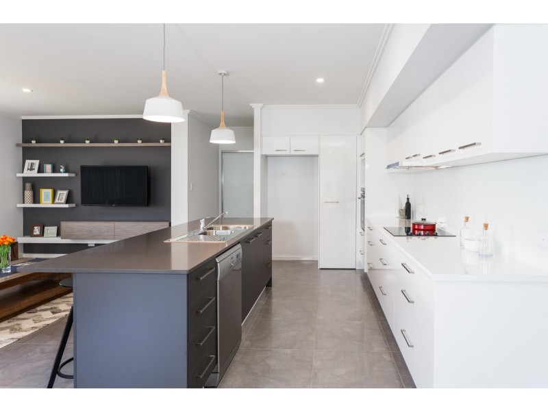 21 Ashburton Street, Ormeau Hills QLD 4208