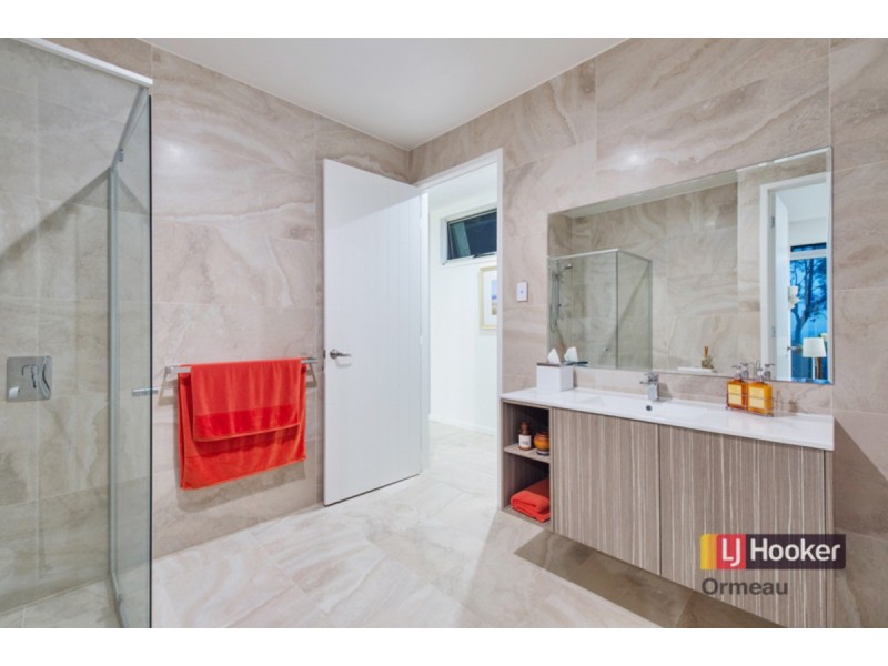 11 Guara Grove East, Pimpama QLD 4209