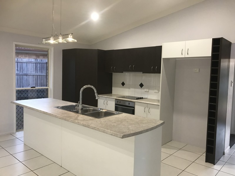 13 Freesia Court, Ormeau QLD 4208