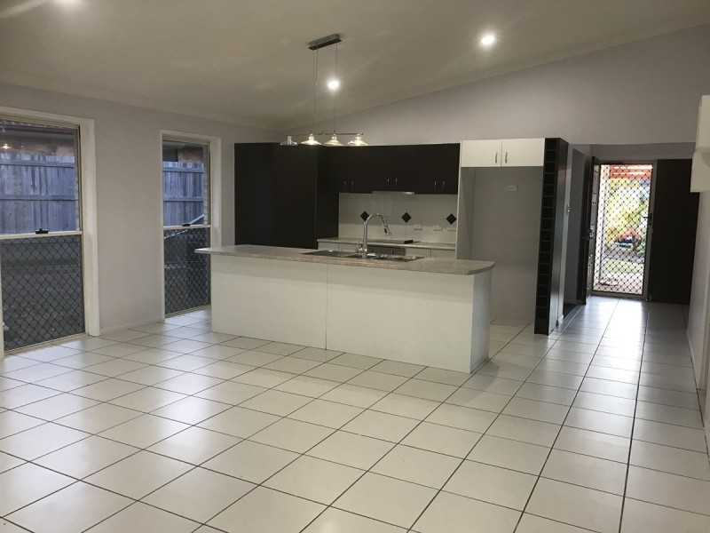 13 Freesia Court, Ormeau QLD 4208