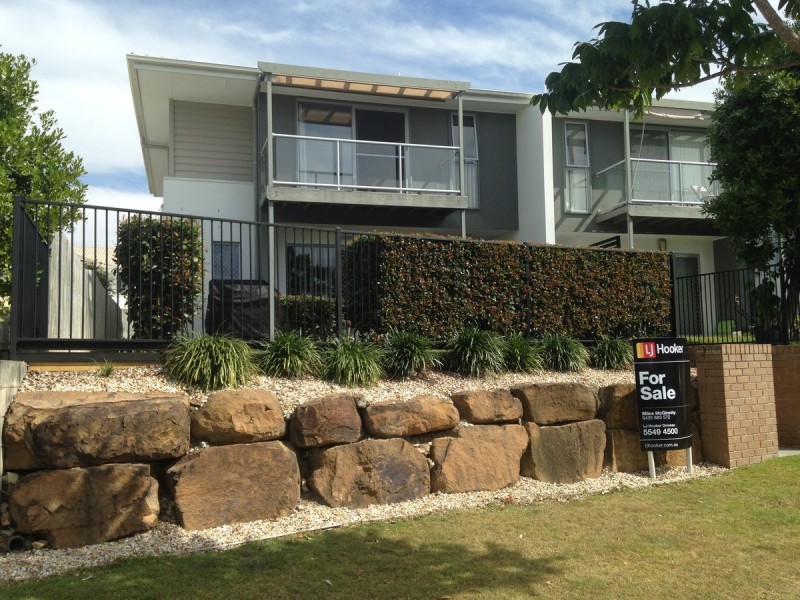 4/2 Christopher Street, Pimpama QLD 4209