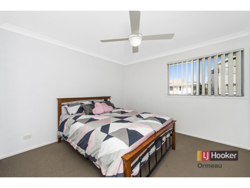 4/2 Christopher Street, Pimpama QLD 4209