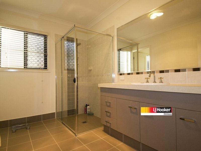 10 Strathburn Cr, Ormeau QLD 4208