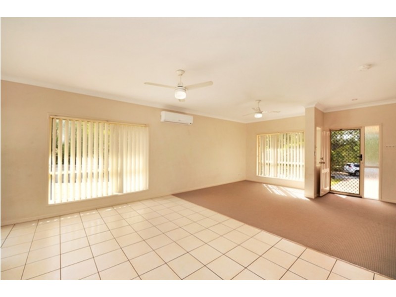 36 Holliday Drive, Edens Landing QLD 4207
