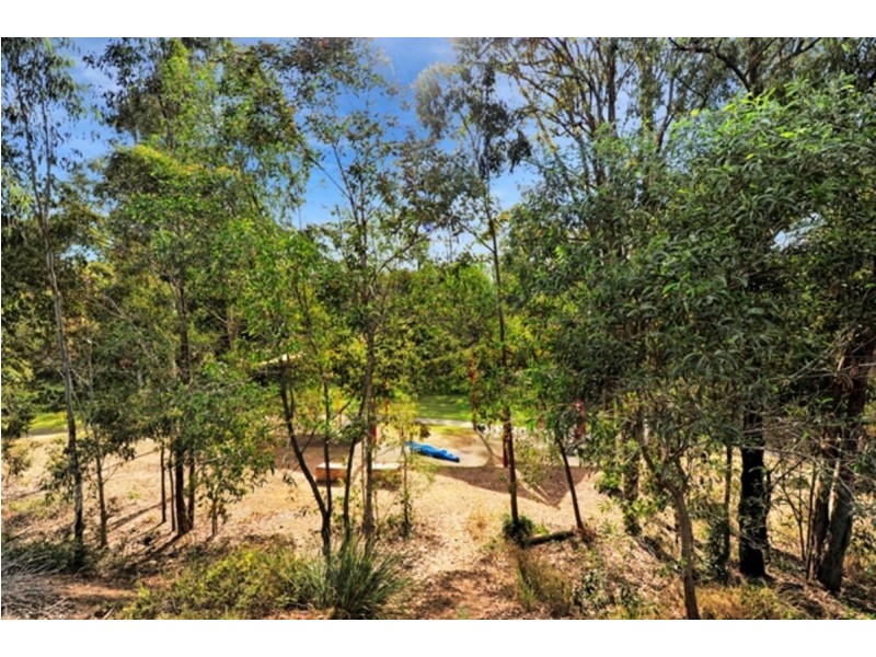 36 Holliday Drive, Edens Landing QLD 4207