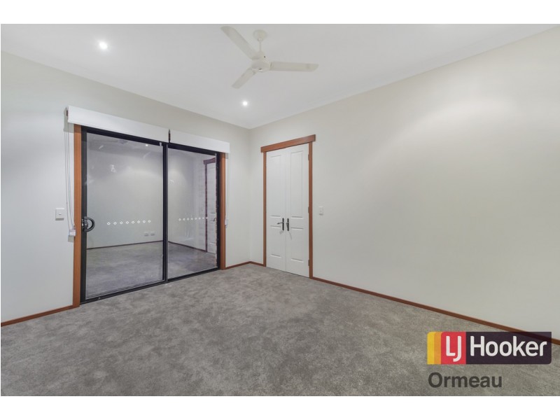 25 The Avenue, Windaroo QLD 4207