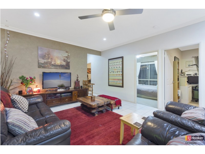 11 Mobbs Place, Ormeau QLD 4208