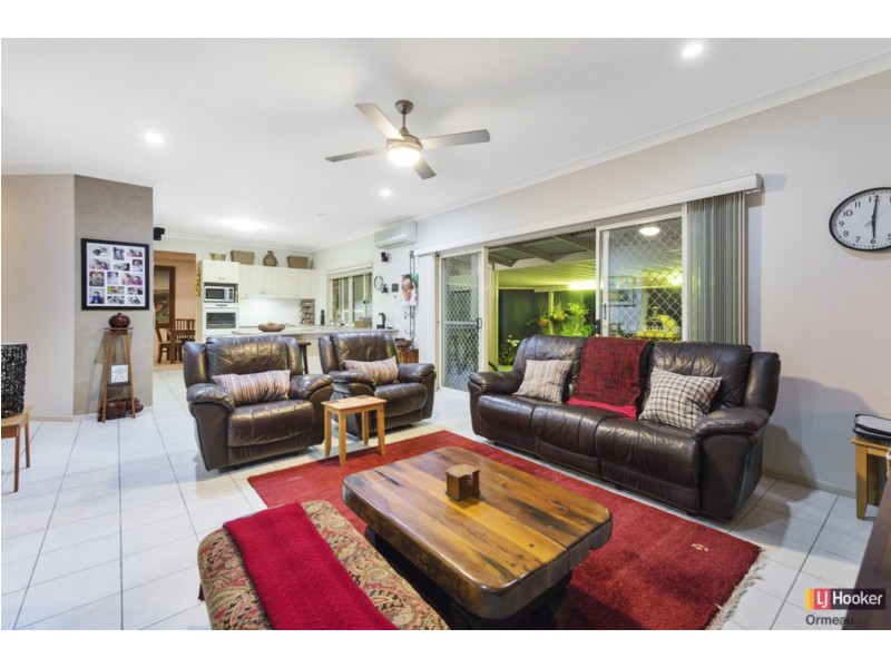 11 Mobbs Place, Ormeau QLD 4208