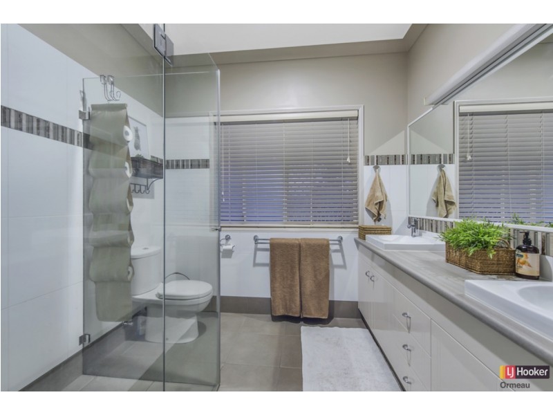 11 Mobbs Place, Ormeau QLD 4208