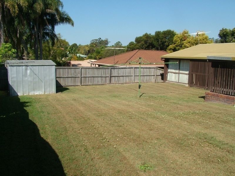 68 Holmead Rd, Eight Mile Plains QLD 4113
