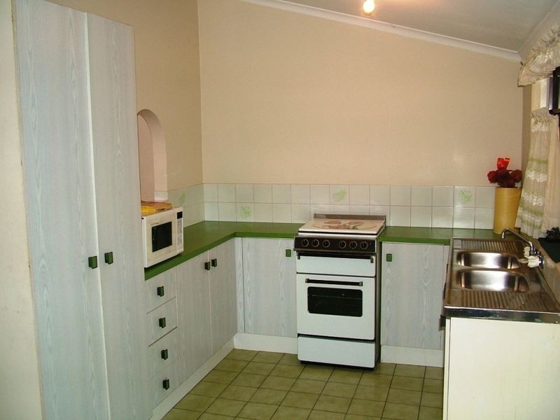 68 Holmead Rd, Eight Mile Plains QLD 4113