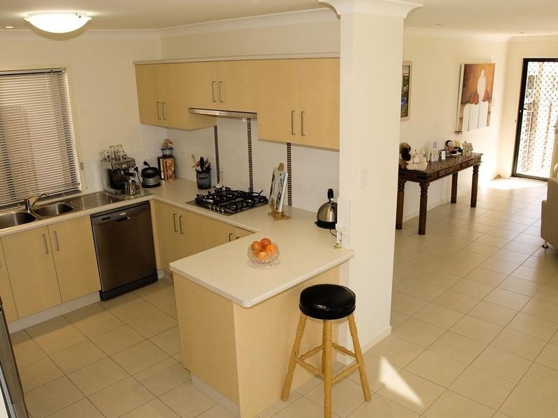 7B Lilyvale Cres, Ormeau QLD 4208