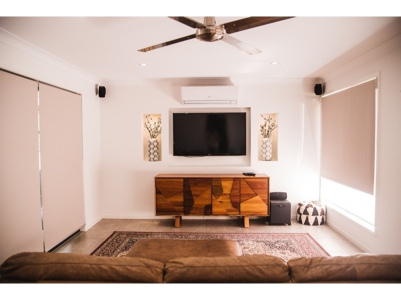 9 Lynette Court, Bethania QLD 4205