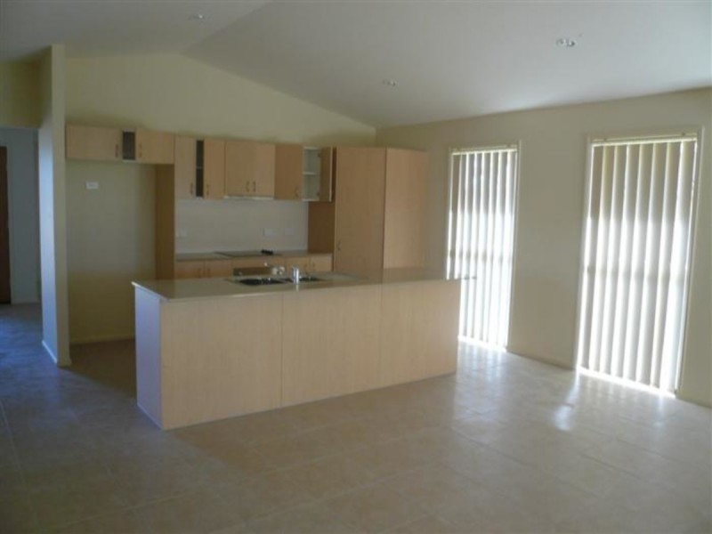 26 Charlton Crescent, Ormeau QLD 4208