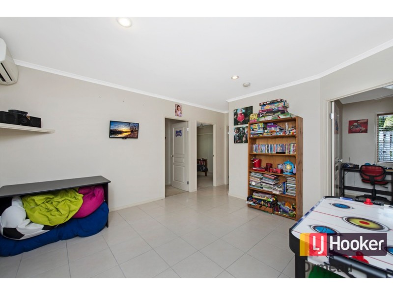 17 Lynbrook Avenue, Ormeau QLD 4208