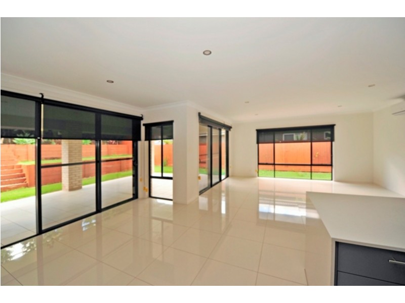 19 Dandalup Avenue, Ormeau Hills QLD 4208