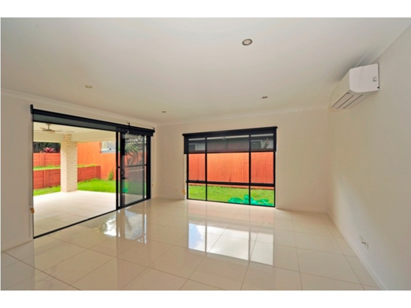 19 Dandalup Avenue, Ormeau Hills QLD 4208