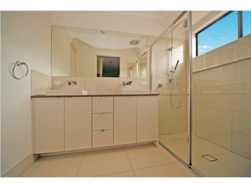 19 Dandalup Avenue, Ormeau Hills QLD 4208