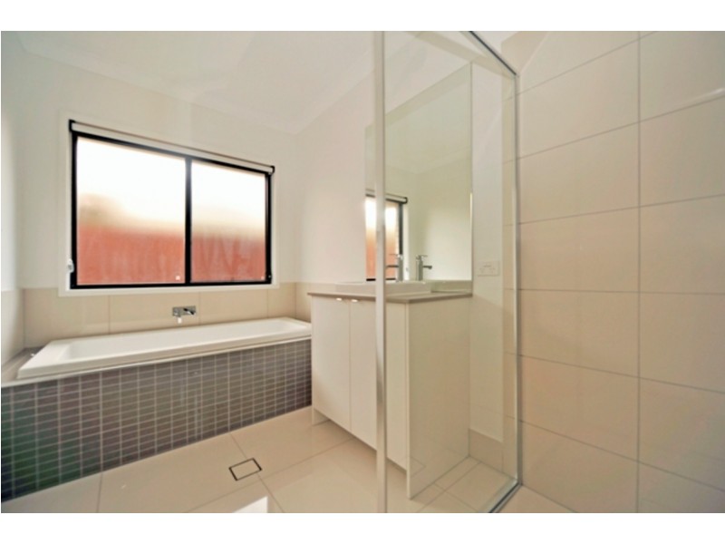 19 Dandalup Avenue, Ormeau Hills QLD 4208