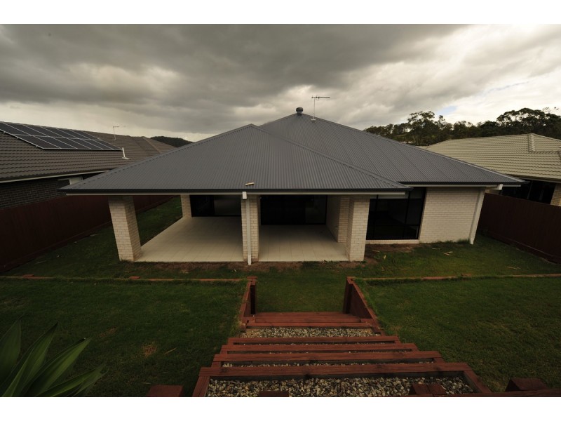 19 Dandalup Avenue, Ormeau Hills QLD 4208