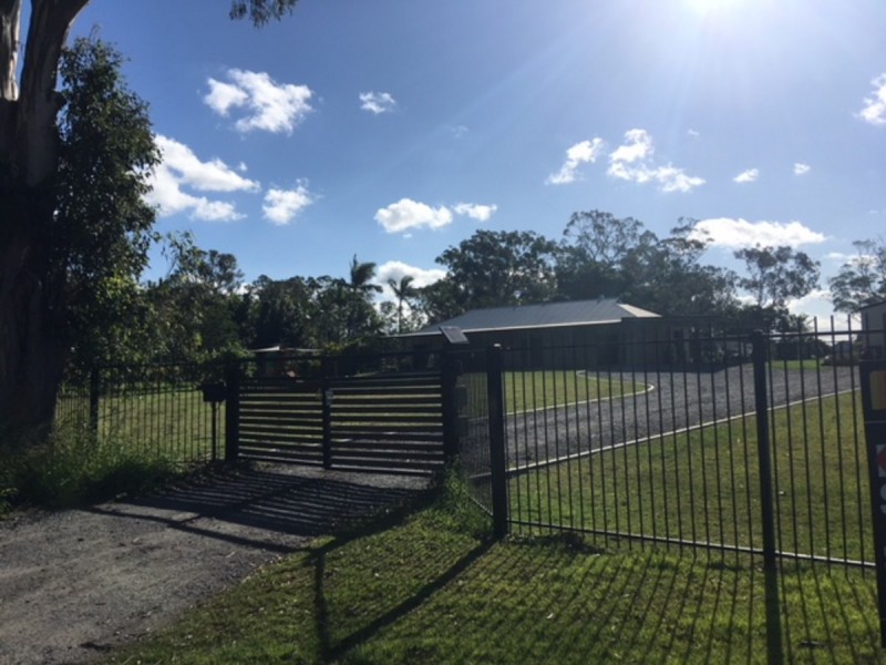 4 Elkana Road, Alberton QLD 4207