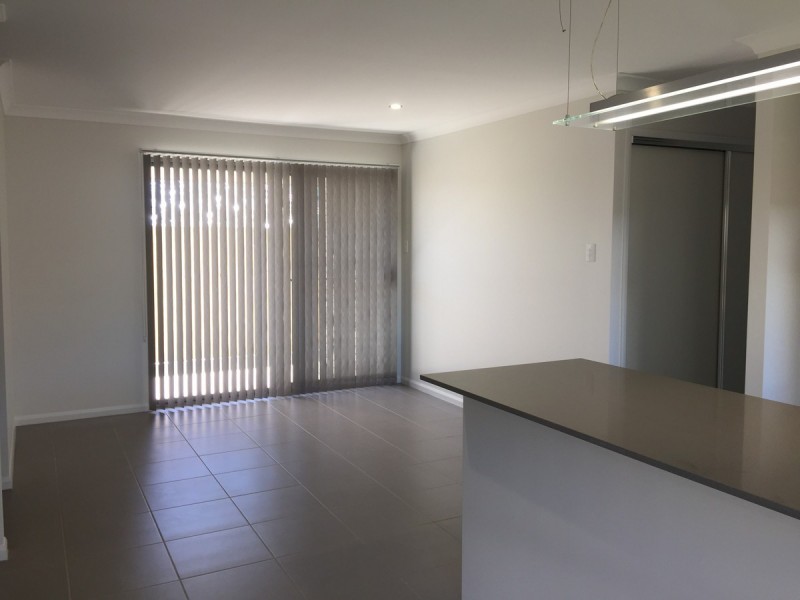 37 Adelaide Crescent, Ormeau Hills QLD 4208