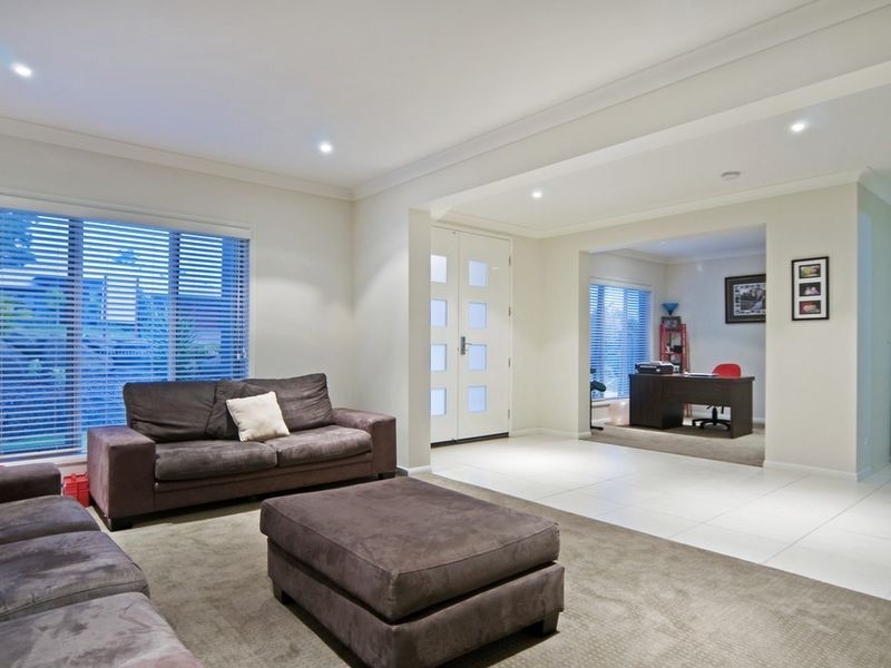 24 Maidenwell Rd, Ormeau QLD 4208
