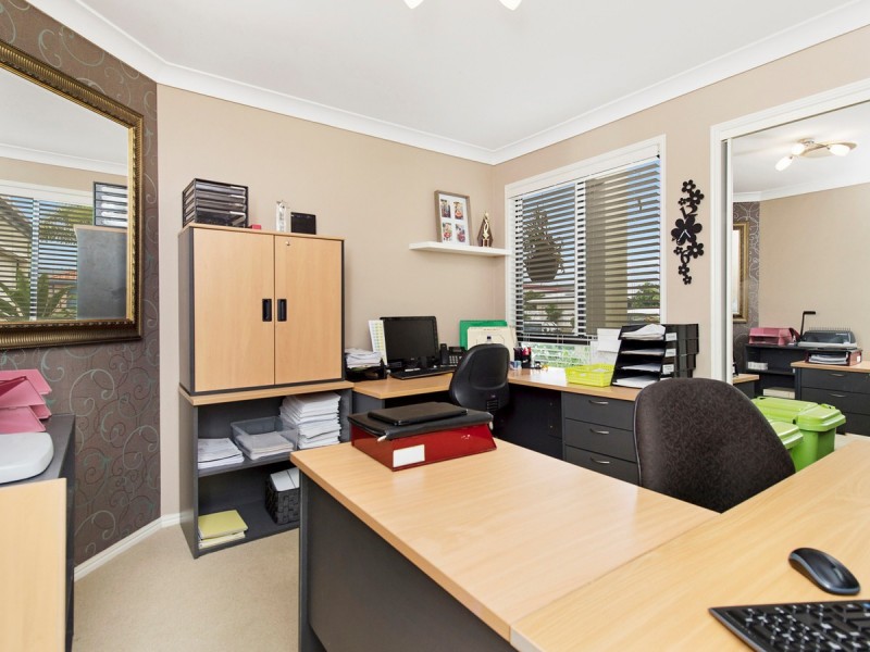 23 Sir Charles Holm Drive, Ormeau Hills QLD 4208