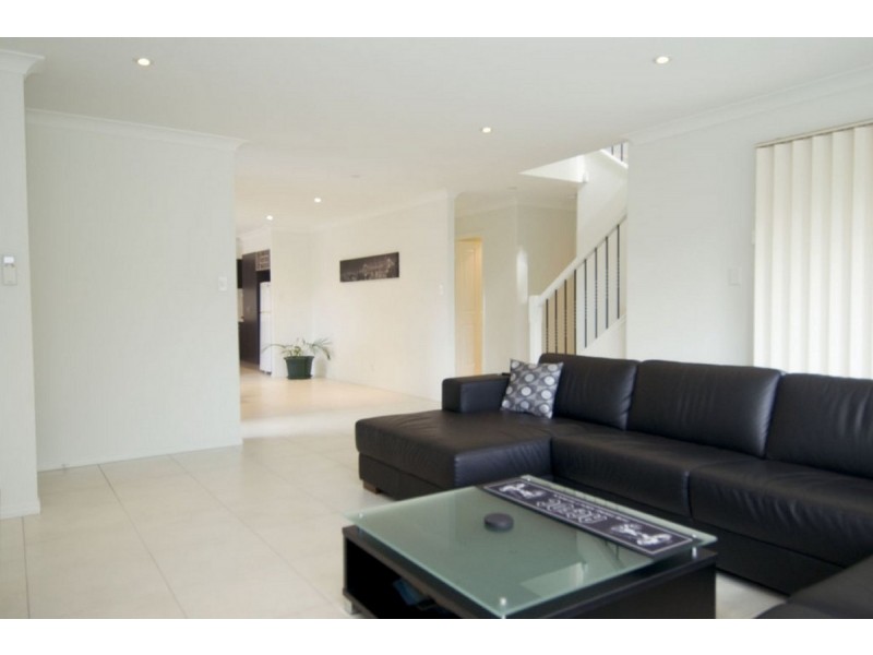 2/3 Morrell Court, Ormeau QLD 4208