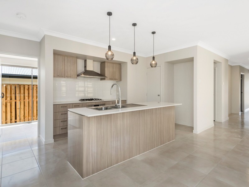 34 Bailey Court, Ormeau QLD 4208