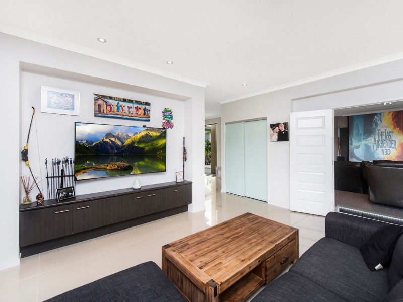 8 Waterlilly Place, Upper Coomera QLD 4209