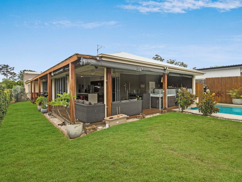 8 Waterlilly Place, Upper Coomera QLD 4209