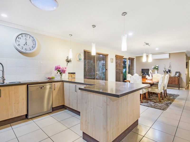 24 Bella Boulevard, Pimpama QLD 4209
