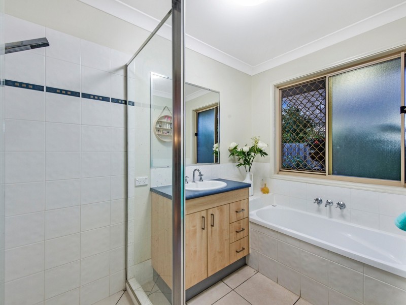24 Bella Boulevard, Pimpama QLD 4209