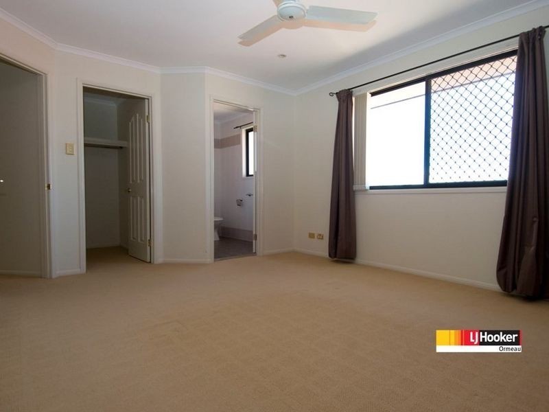 2/14 Pepperina Cct, Ormeau QLD 4208