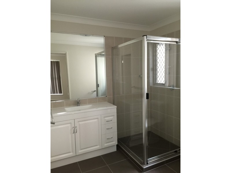 18 Pisces Court, Coomera QLD 4209