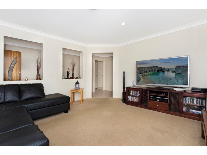 33 Jasmine Circuit, Ormeau QLD 4208