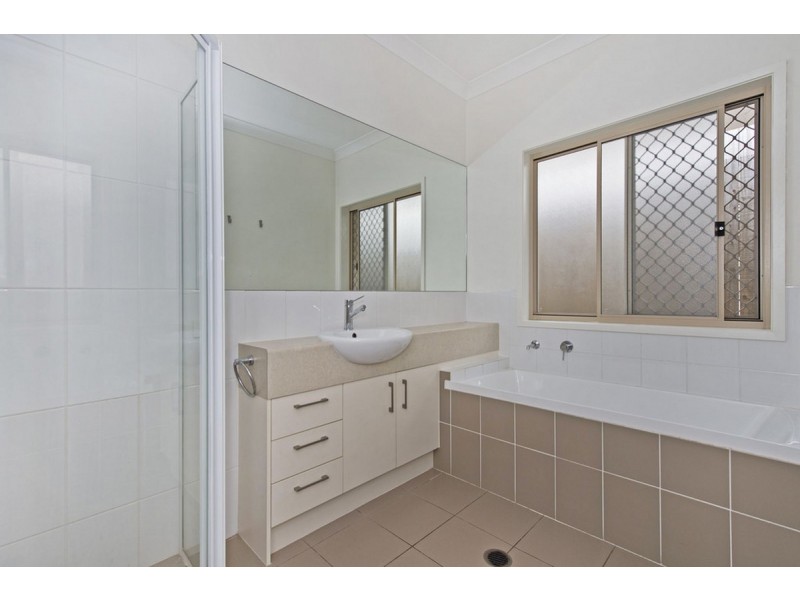 8. Kondalilla Tce, Waterford QLD 4133